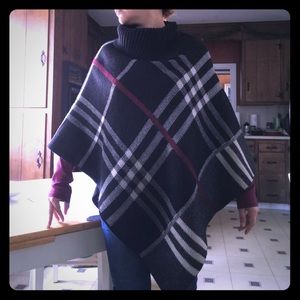 Thick multicolor poncho